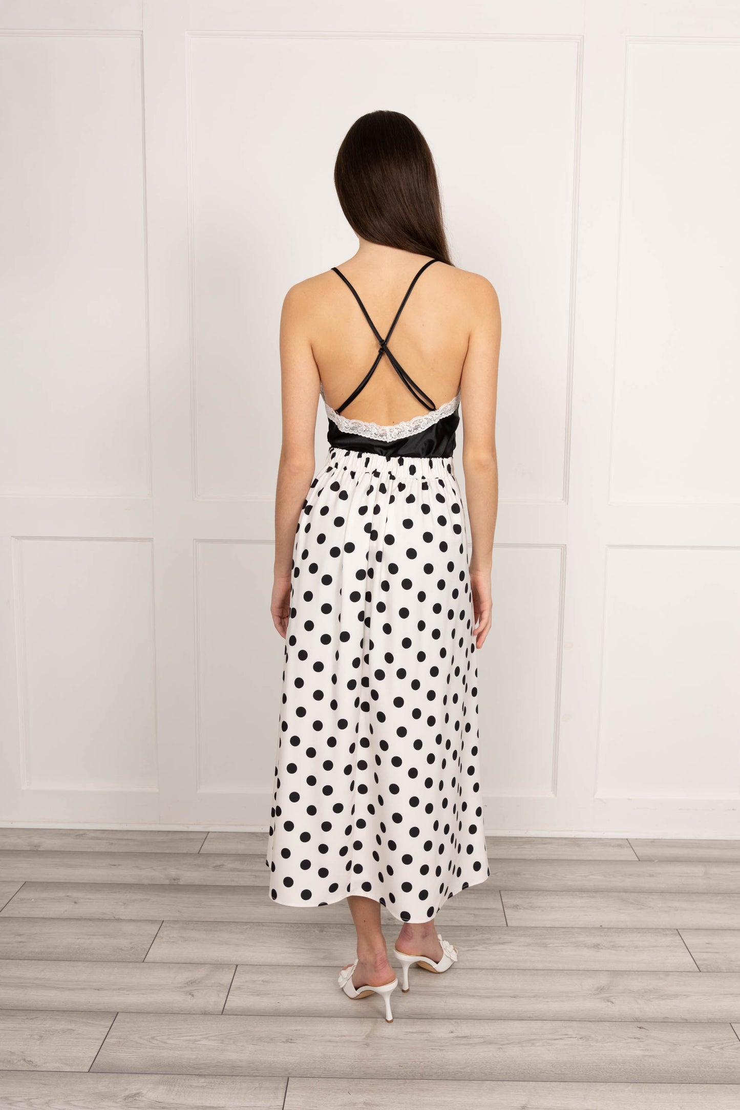 Black and white pocka dot skirt