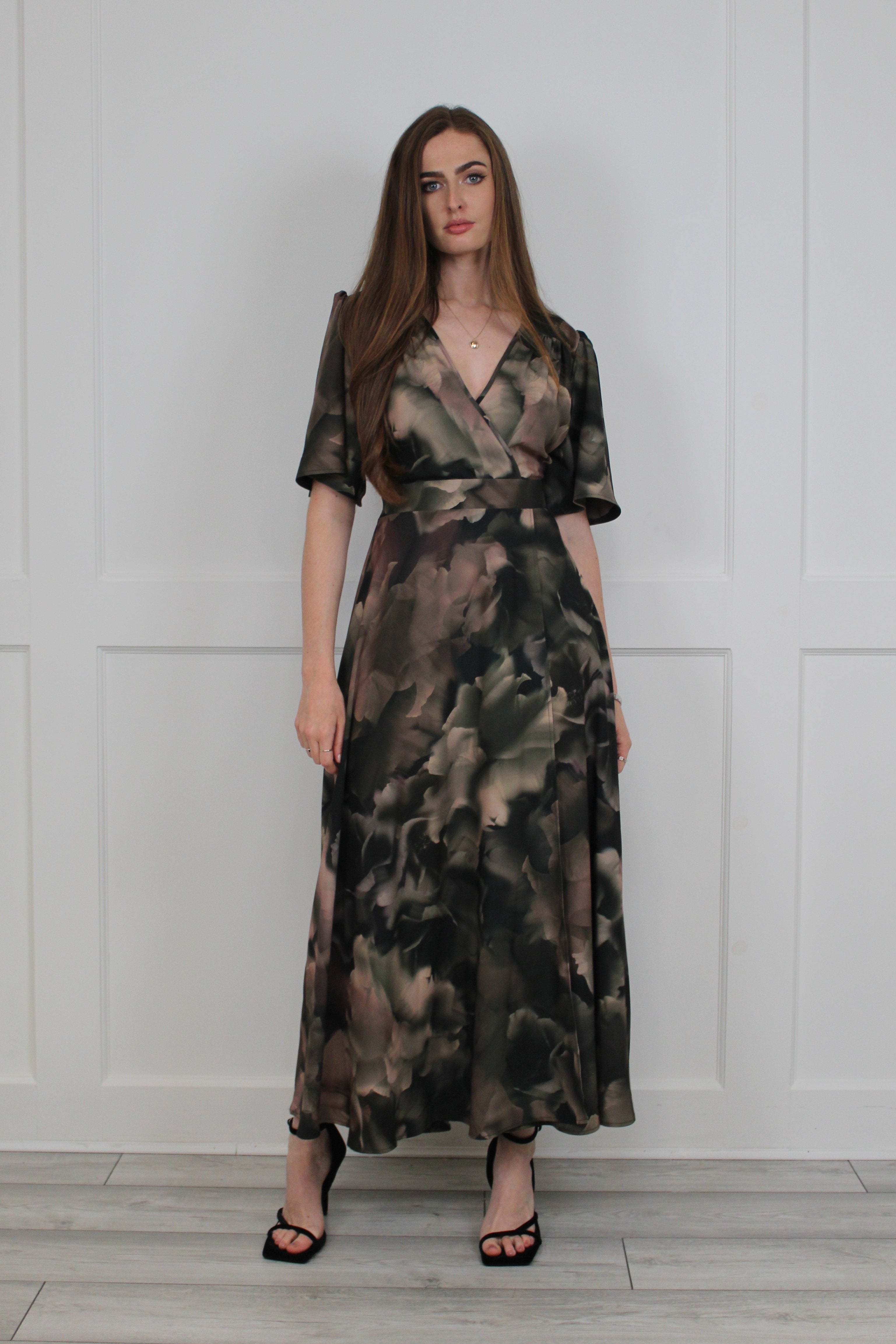Flounce London Khaki Printed Woven Maxi Dress Flouncelondon Flounce London Khaki Printed Woven Maxi Dress Flouncelondon
