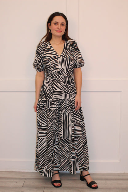 Black and white crepe printed maxi dress